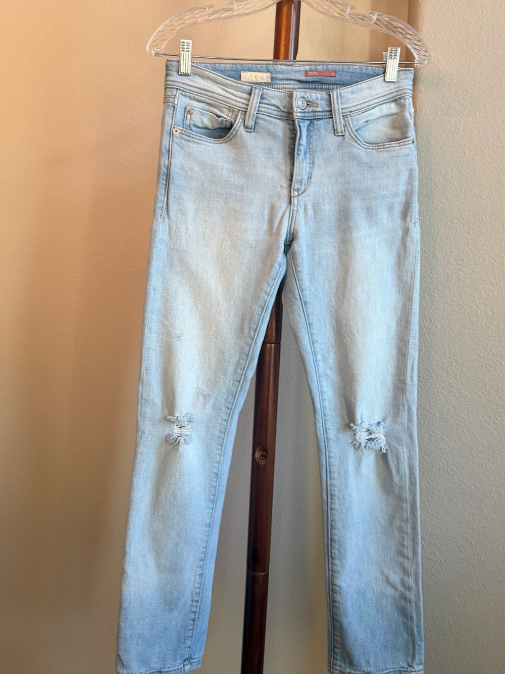 Pilcro Slim Boyfriend Crop Light Wash Distressed Jeans Size 26